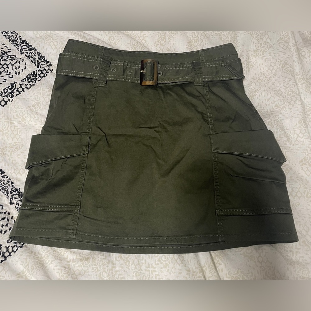 Express- Women’s Size 10 - Army Green Skirt